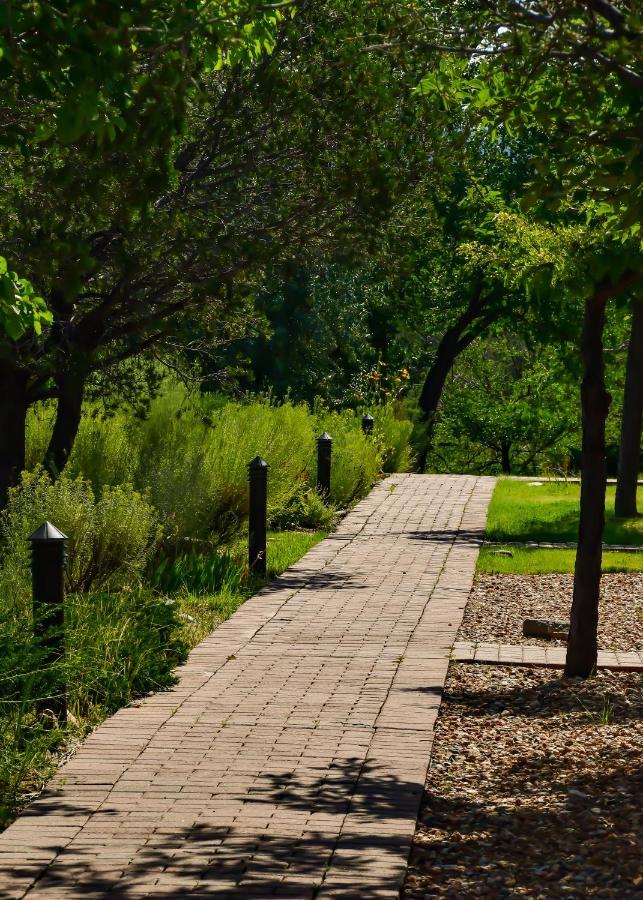 Fort Marcy Suites By All Seasons Resort Lodging Santa Fe Bagian luar foto