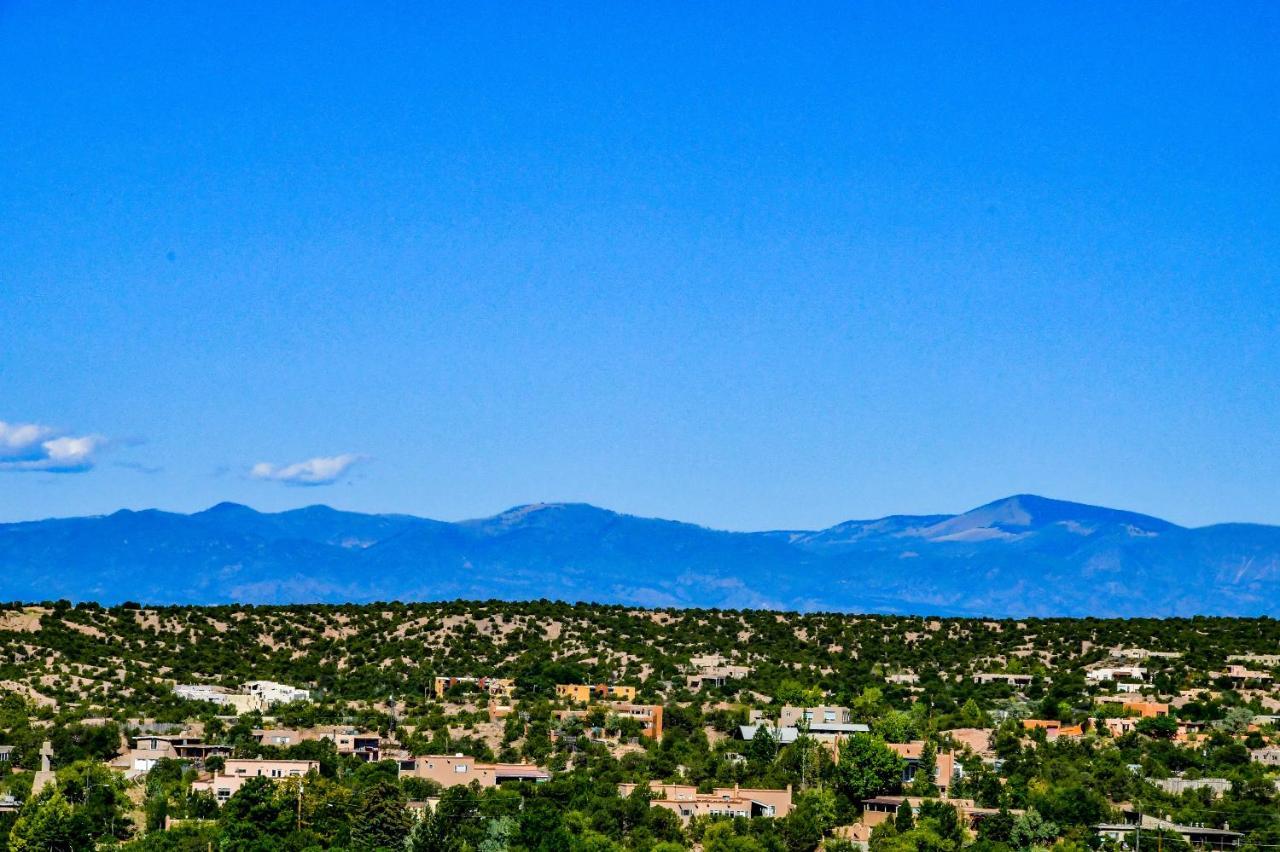 Fort Marcy Suites By All Seasons Resort Lodging Santa Fe Bagian luar foto