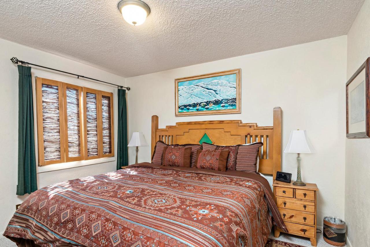 Fort Marcy Suites By All Seasons Resort Lodging Santa Fe Bagian luar foto