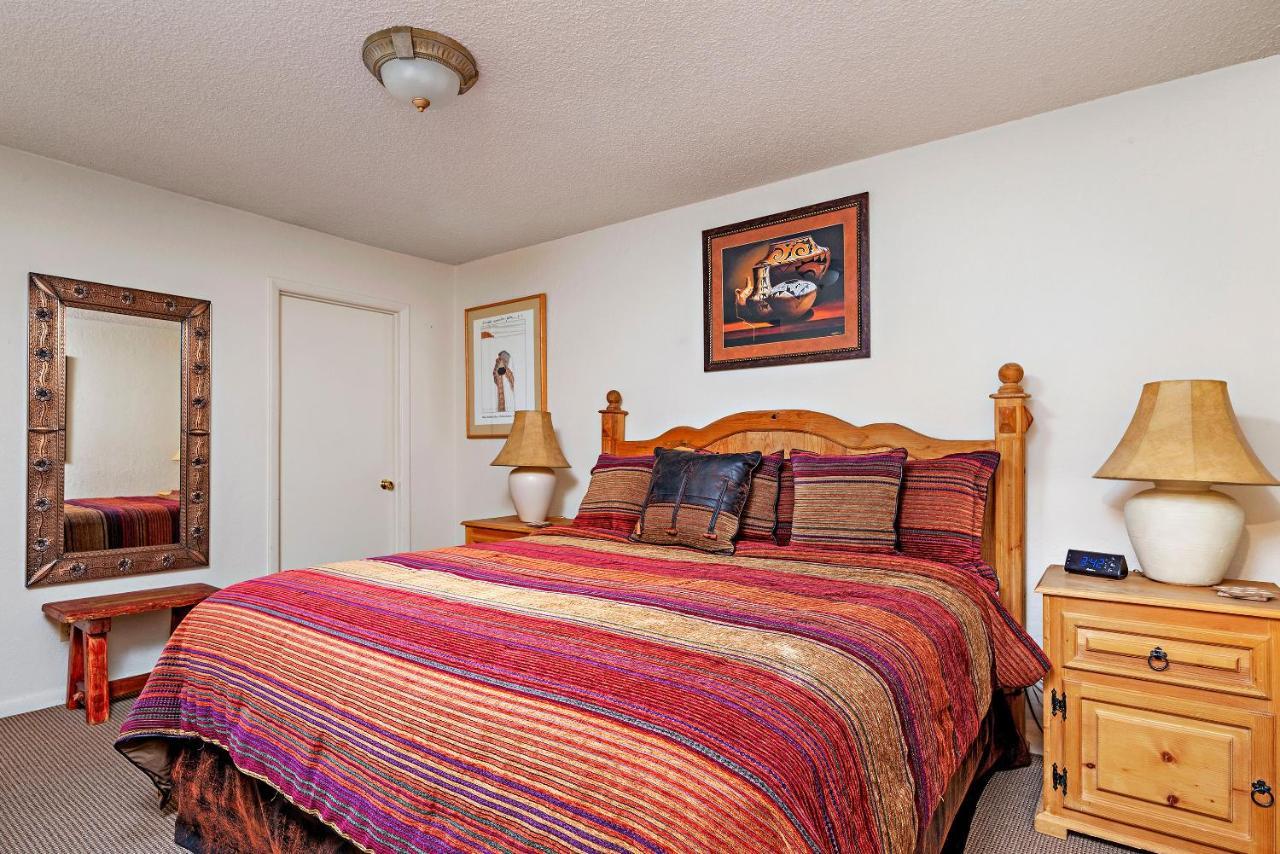 Fort Marcy Suites By All Seasons Resort Lodging Santa Fe Bagian luar foto