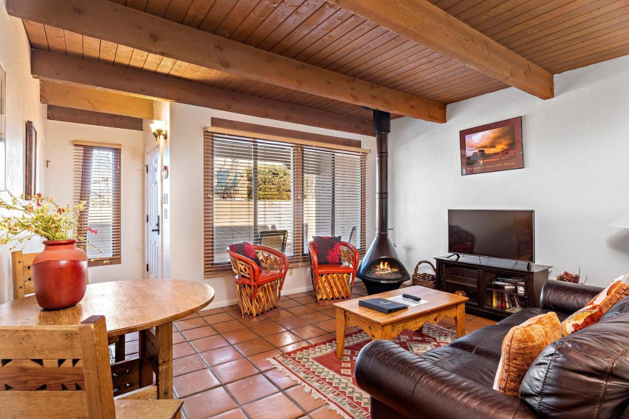 Fort Marcy Suites By All Seasons Resort Lodging Santa Fe Bagian luar foto