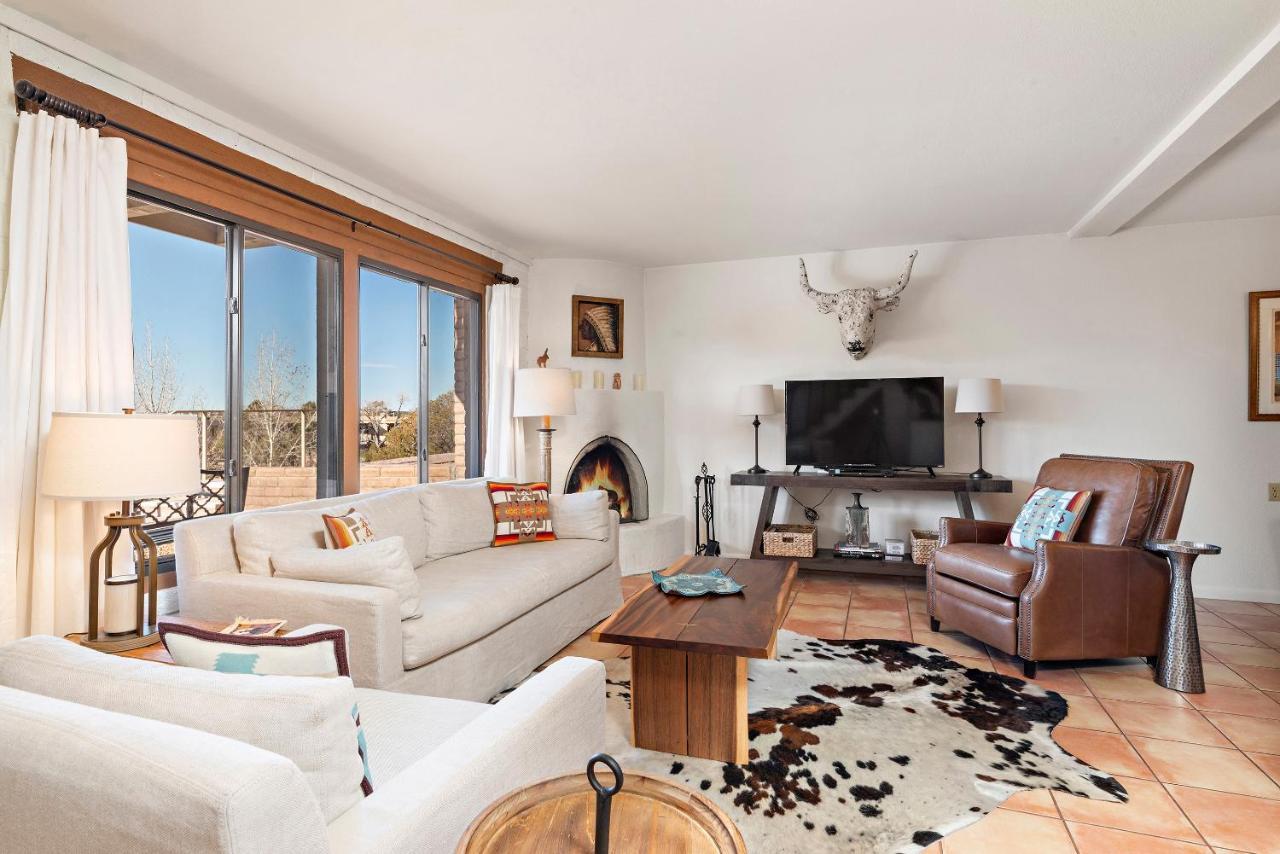 Fort Marcy Suites By All Seasons Resort Lodging Santa Fe Bagian luar foto