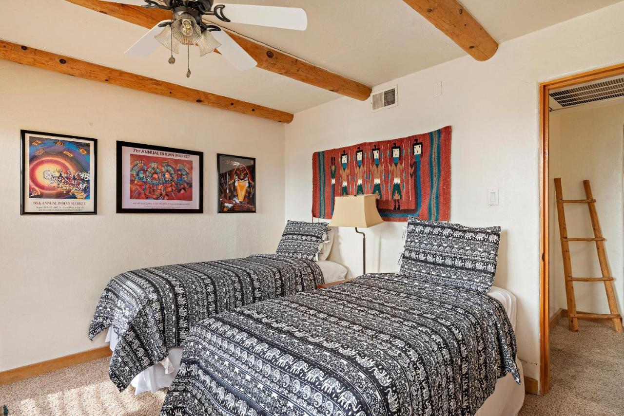 Fort Marcy Suites By All Seasons Resort Lodging Santa Fe Bagian luar foto