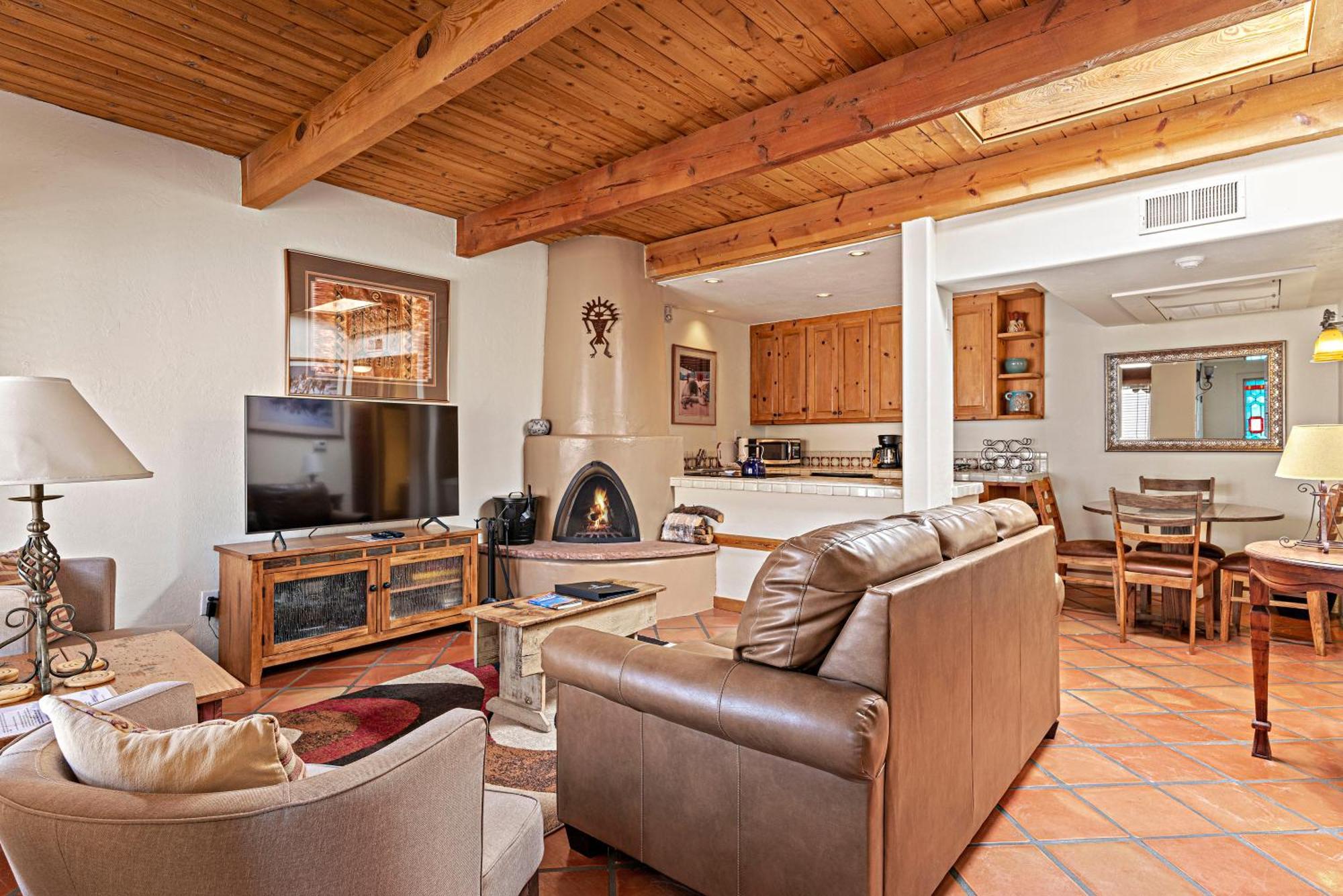 Fort Marcy Suites By All Seasons Resort Lodging Santa Fe Bagian luar foto