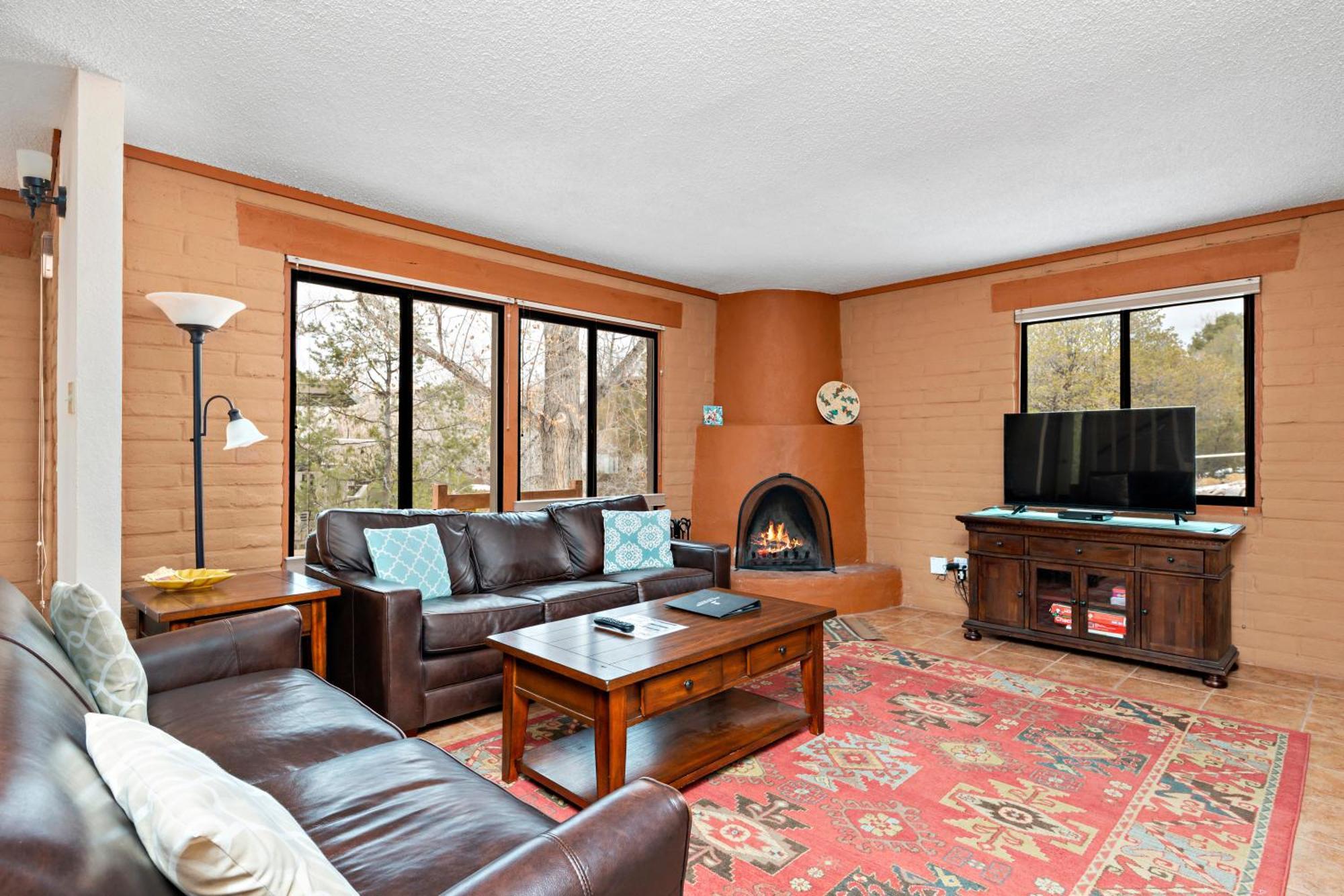 Fort Marcy Suites By All Seasons Resort Lodging Santa Fe Bagian luar foto
